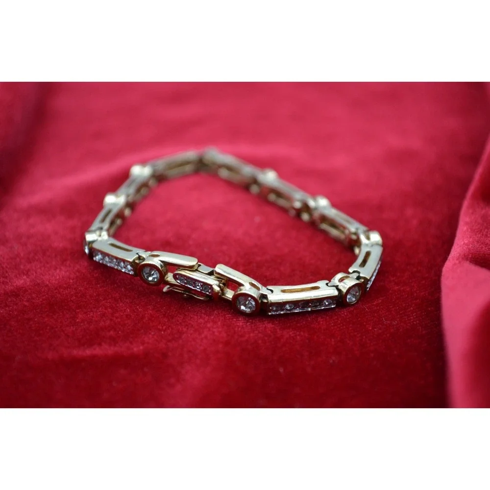 Panetta Vintage Gold Tone Rhinestone Link Bracelet Fold Over Clasp 7.5 Inch